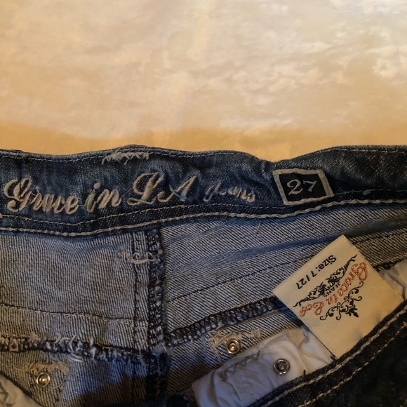 Capris - Picture 2 of 4